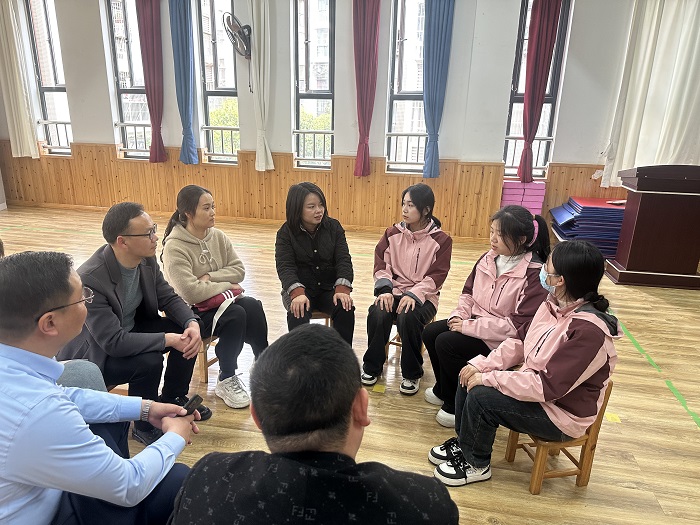 情系學(xué)子 護(hù)航成長——瀘縣建校赴成都考察學(xué)生實(shí)習(xí)企業(yè)