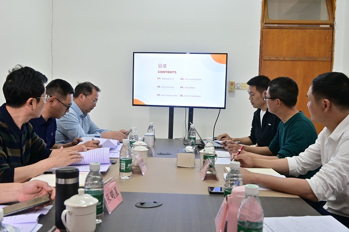 瀘縣建校召開市級課題結(jié)題論證會(huì)