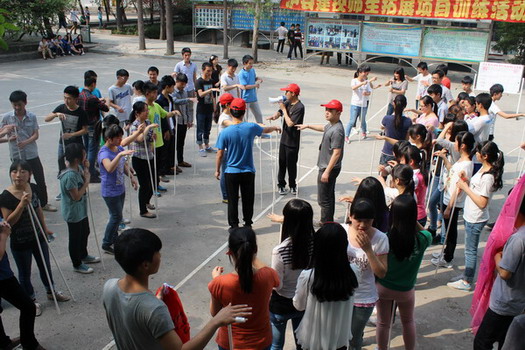 瀘縣建校注重非專業(yè)能力培養(yǎng) 積極推行拓展項(xiàng)目訓(xùn)練