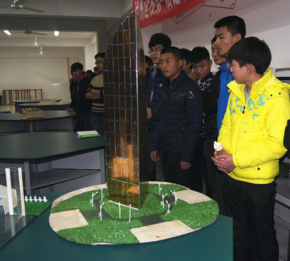瀘縣建校第二屆建筑模型大賽第二次指導(dǎo)會(huì)議