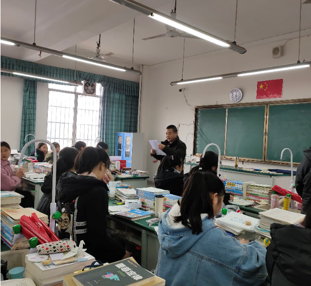 瀘縣九中、瀘縣建校合作辦學(xué)調(diào)研會(huì)