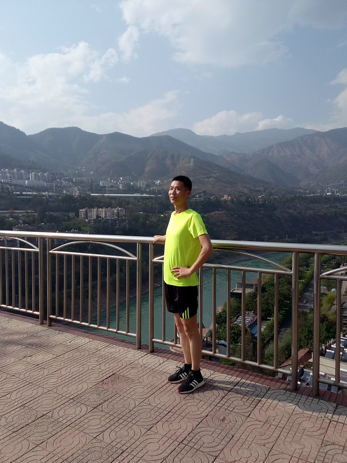 計算機(jī)應(yīng)用教研組教師薛小榮個人簡介